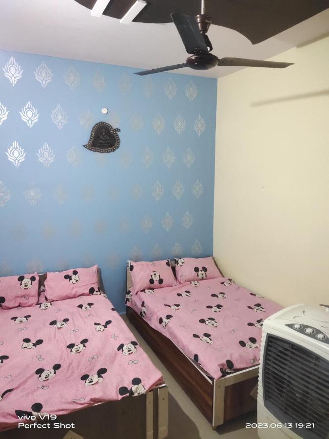 Yashu Guest House Ujjain Zewnętrze zdjęcie