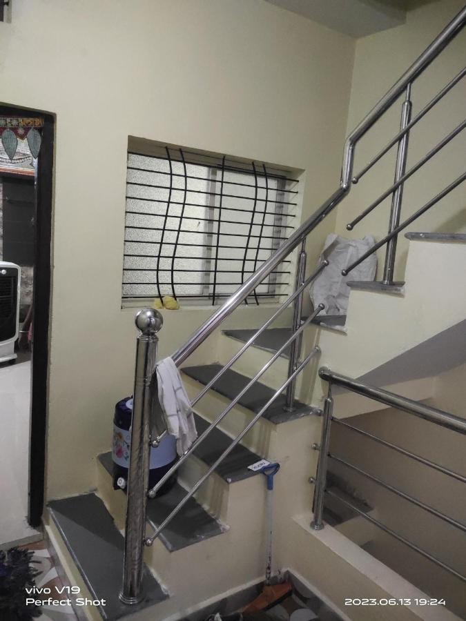 Yashu Guest House Ujjain Zewnętrze zdjęcie